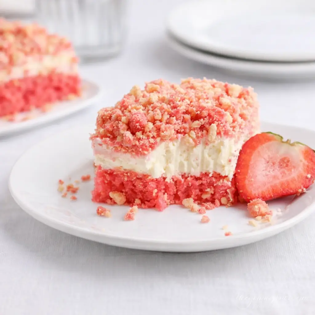 strawberry-cheesecake-brownies-recipe